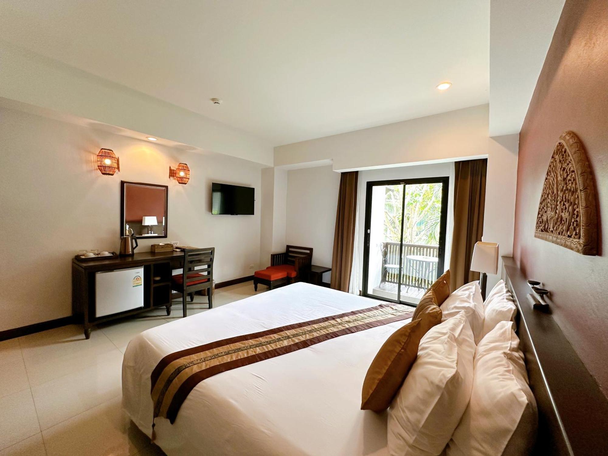Navatara Phuket Resort Rawai Exteriér fotografie