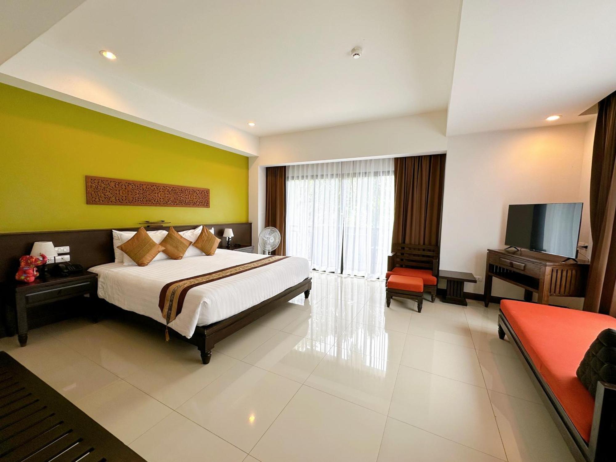 Navatara Phuket Resort Rawai Exteriér fotografie