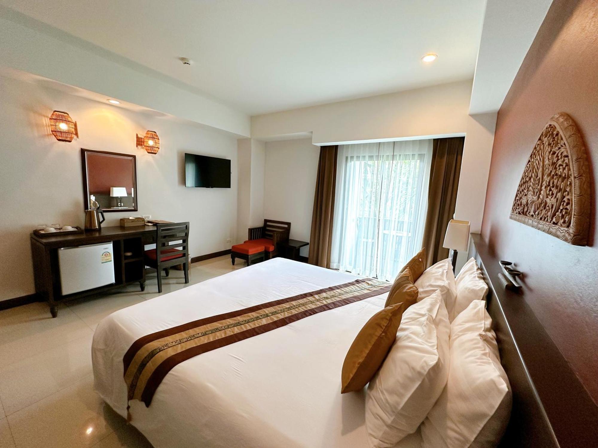 Navatara Phuket Resort Rawai Exteriér fotografie