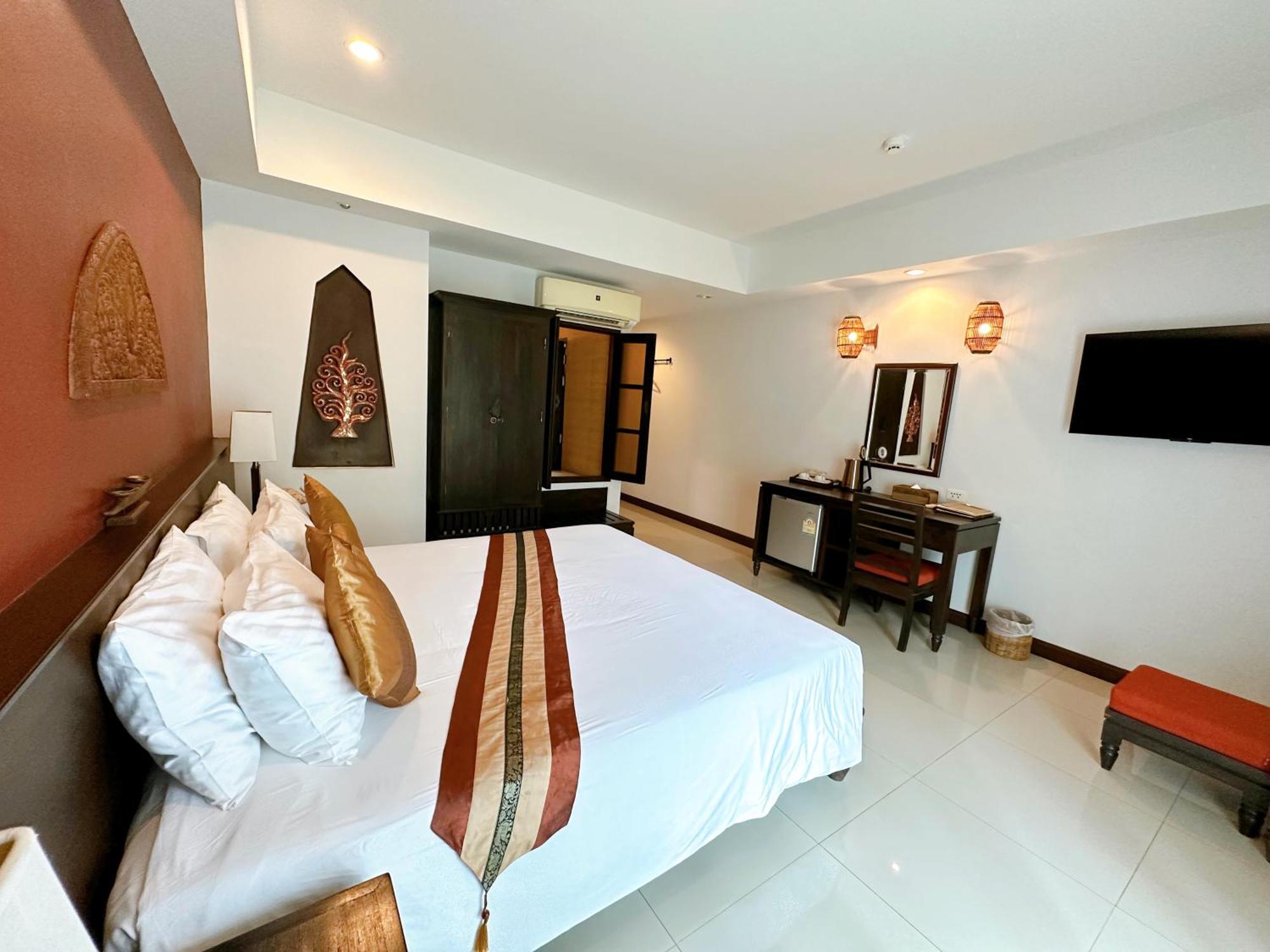 Navatara Phuket Resort Rawai Exteriér fotografie